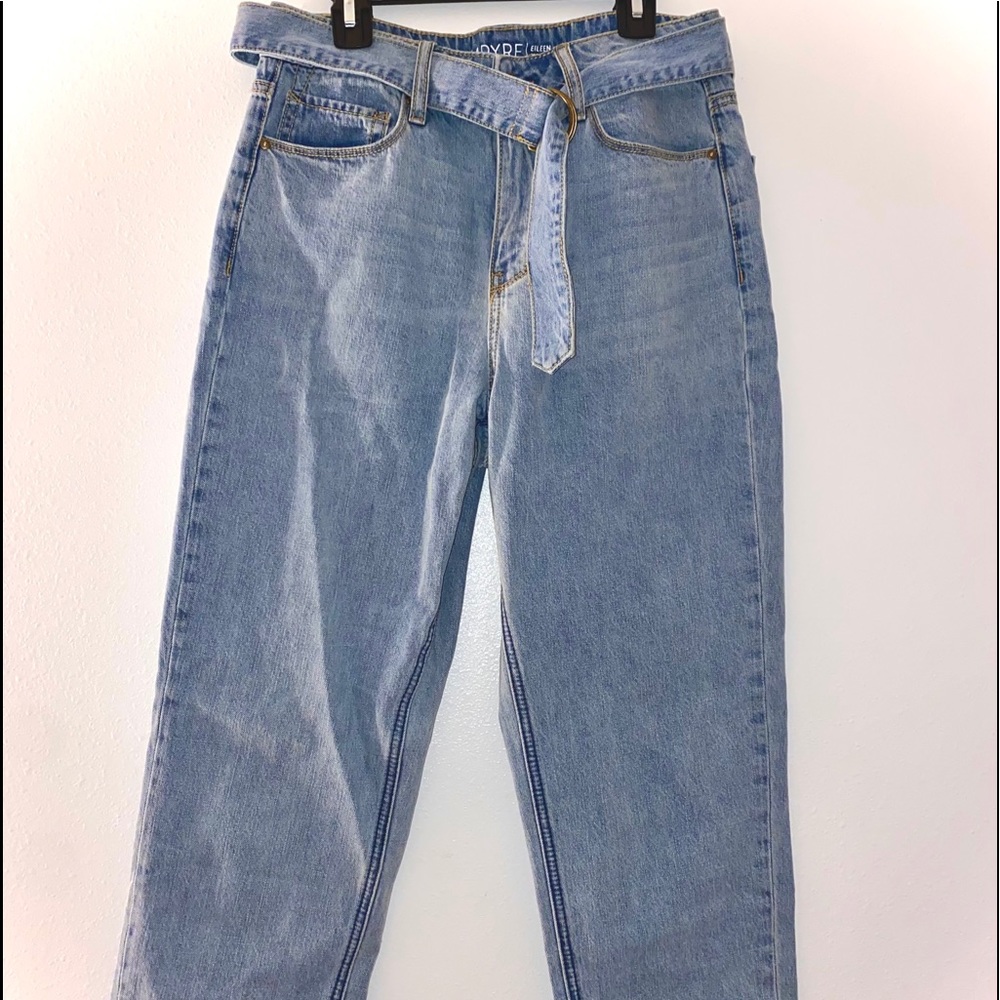 mom jeans